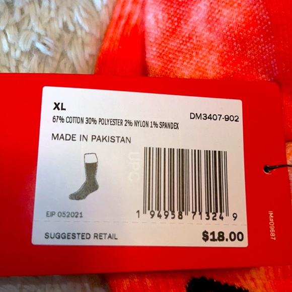 NIKE CALF SOCKS - Picture 3 of 3